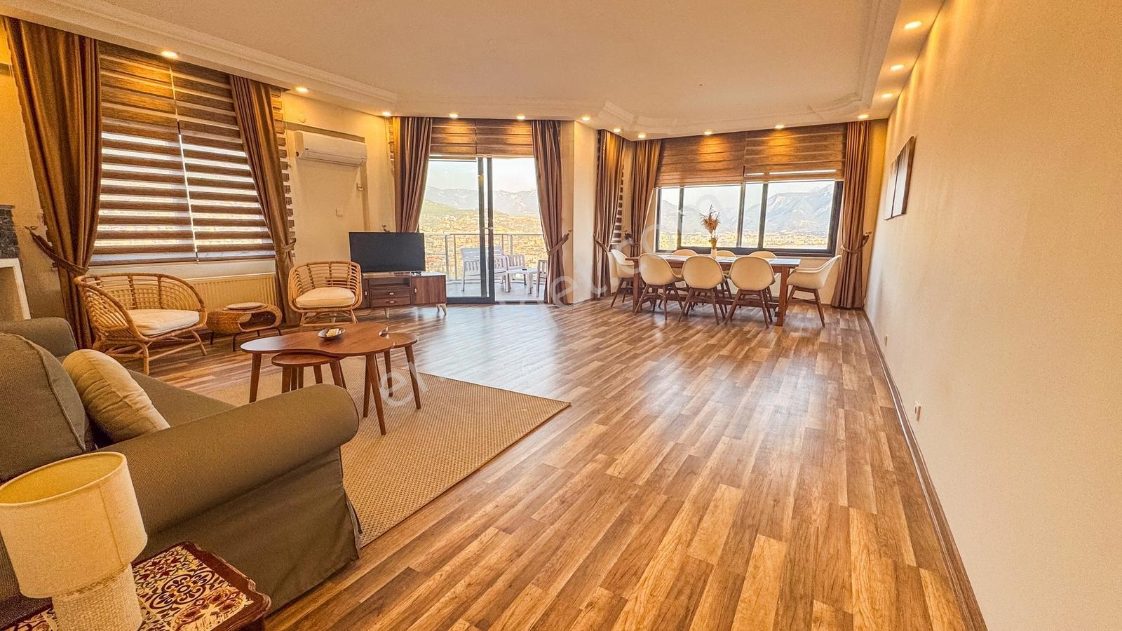 Alanya Kalesinde Panoramik Deniz Ve İskele Manzaralı 3+1 Daire - Görsel 5