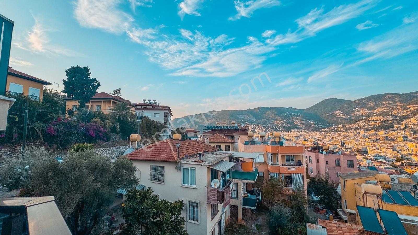 Alanya Kalesinde Panoramik Deniz Ve İskele Manzaralı 3+1 Daire - Görsel 32