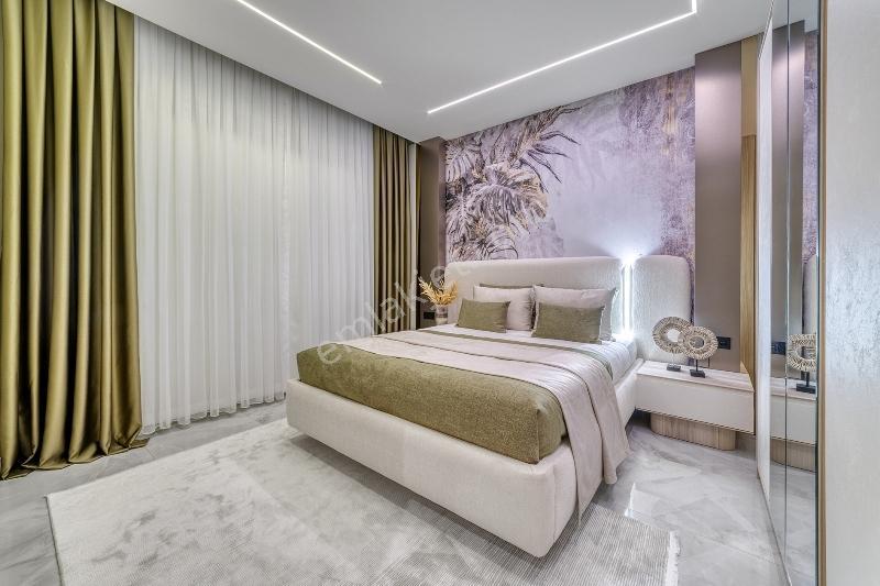 Alanya Tepe Mah. Lüks Eşyalı Deniz Doğa Ve Kale Manzaralı Villa - Görsel 18