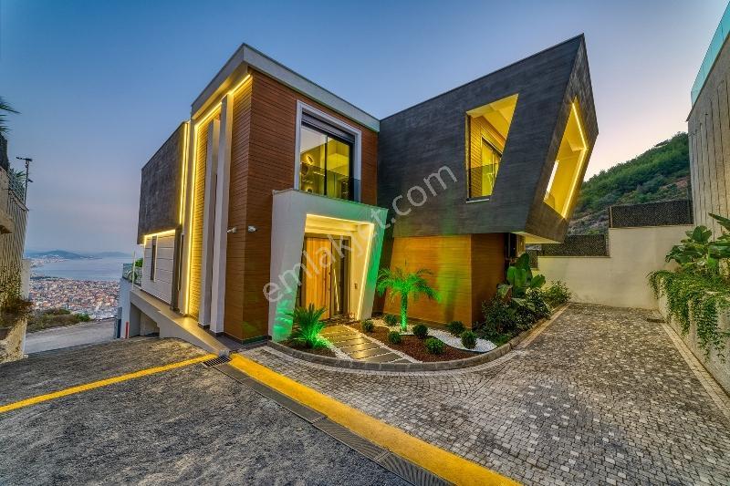 Alanya Tepe Mah. Lüks Eşyalı Deniz Doğa Ve Kale Manzaralı Villa - Görsel 45