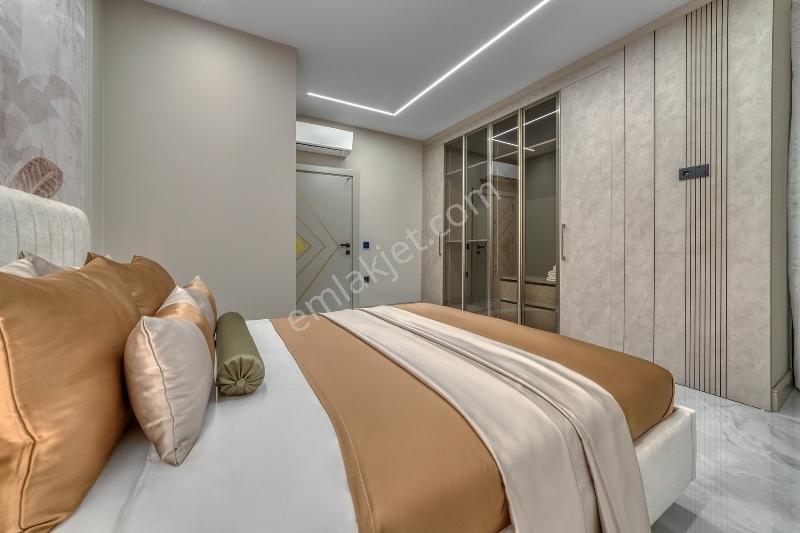 Alanya Tepe Mah. Lüks Eşyalı Deniz Doğa Ve Kale Manzaralı Villa - Görsel 11