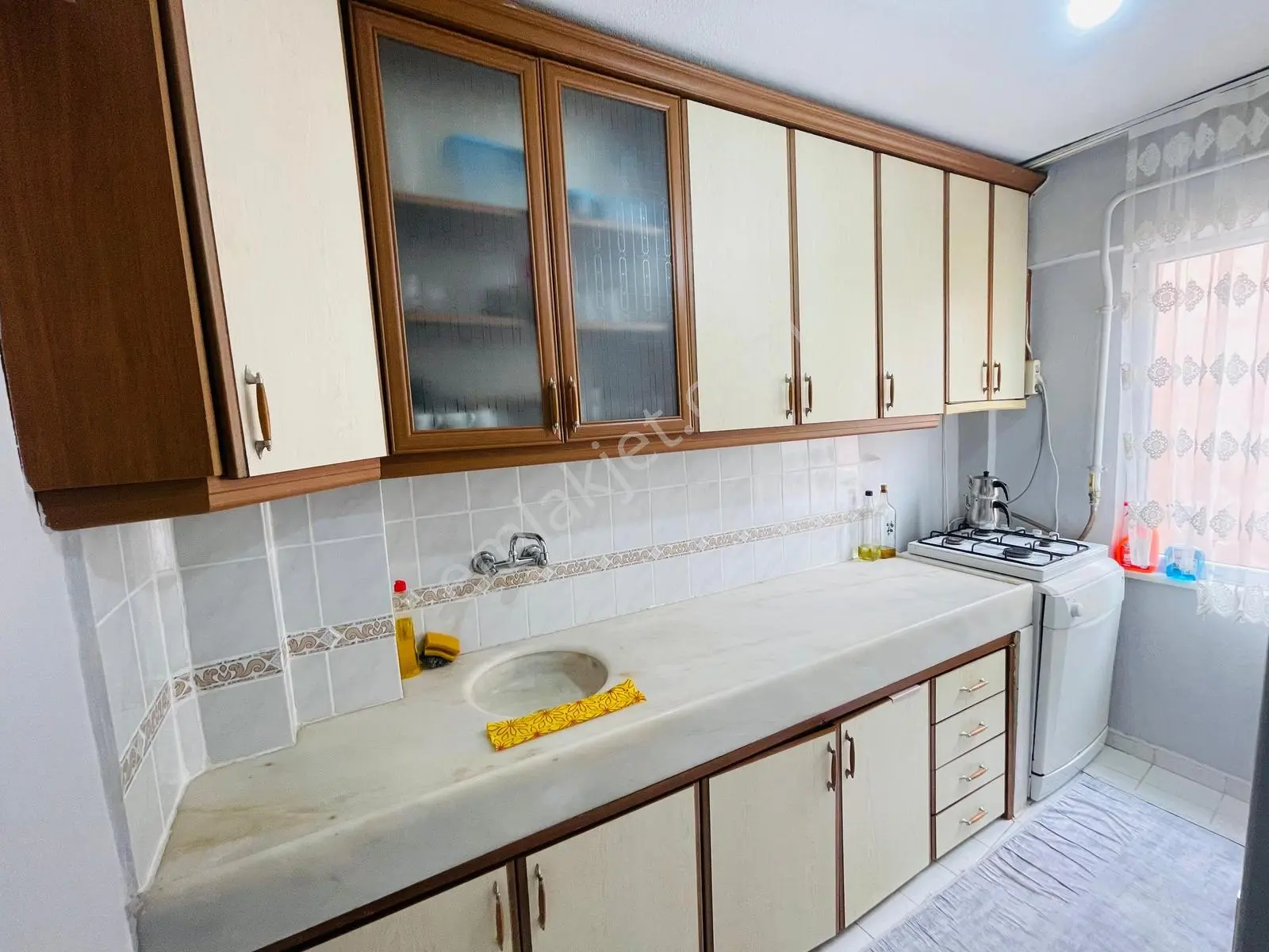 Özkan'dan C.tesi Pazarı Sahile 200 Mt Bakımlı 2+1 Satılık Daire - Görsel 5