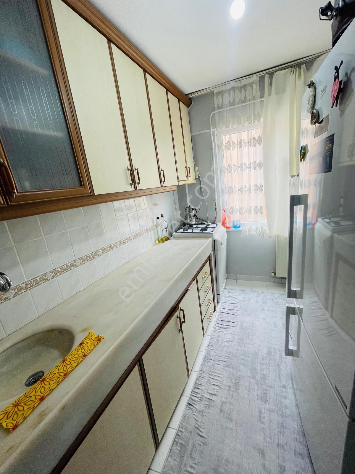 Özkan'dan C.tesi Pazarı Sahile 200 Mt Bakımlı 2+1 Satılık Daire - Görsel 8