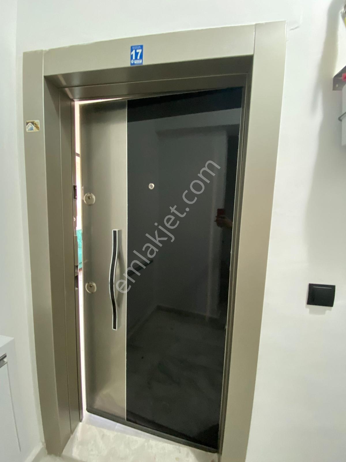 Afyon Özsu Emlak'tan Uydukent Te Eşyalı Kiralık 1+1 Daire - Görsel 13