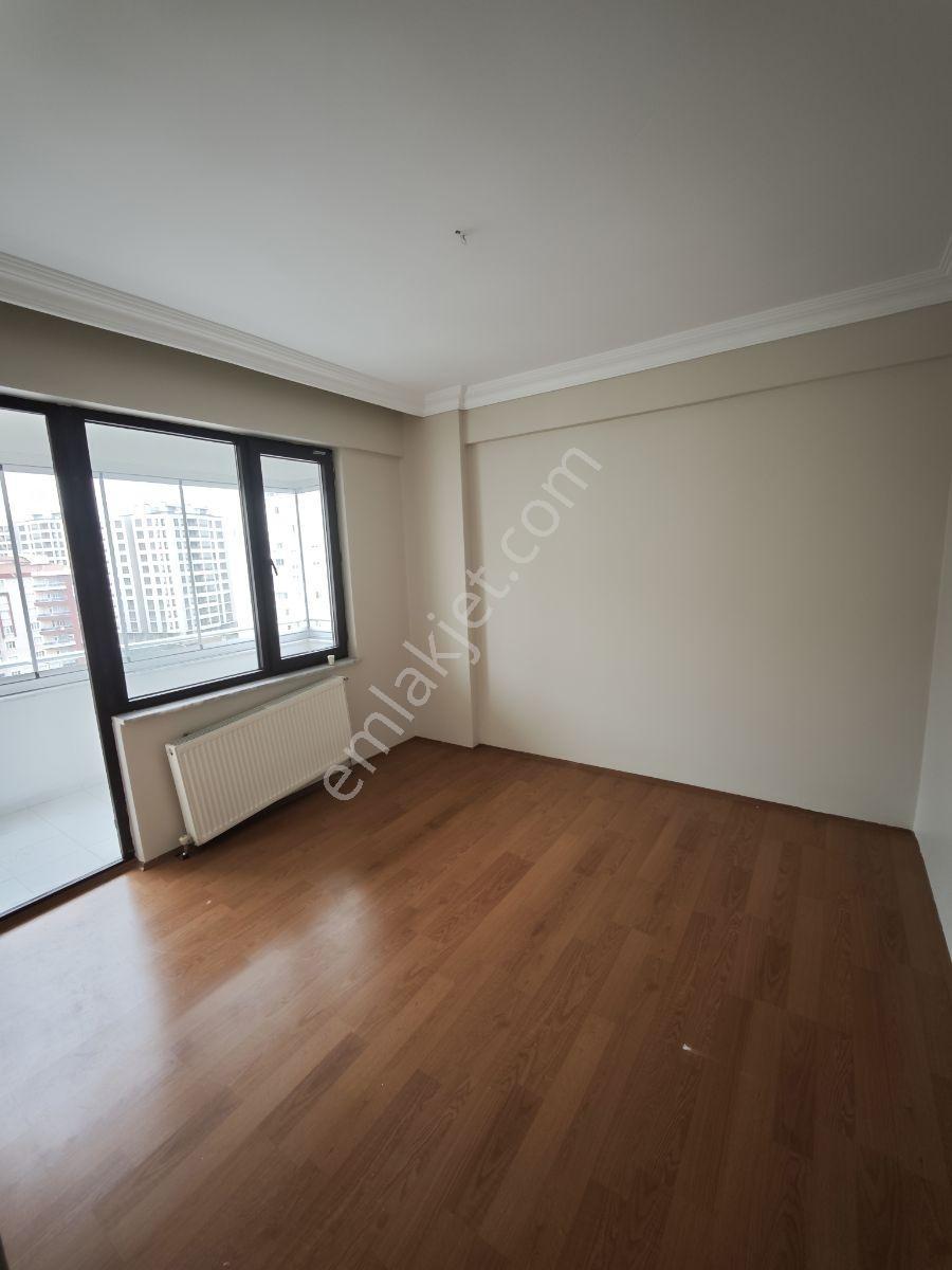 Yazır Mahallesinde Ecdat Parkı Karşısında Kiralık Daire - Görsel 19