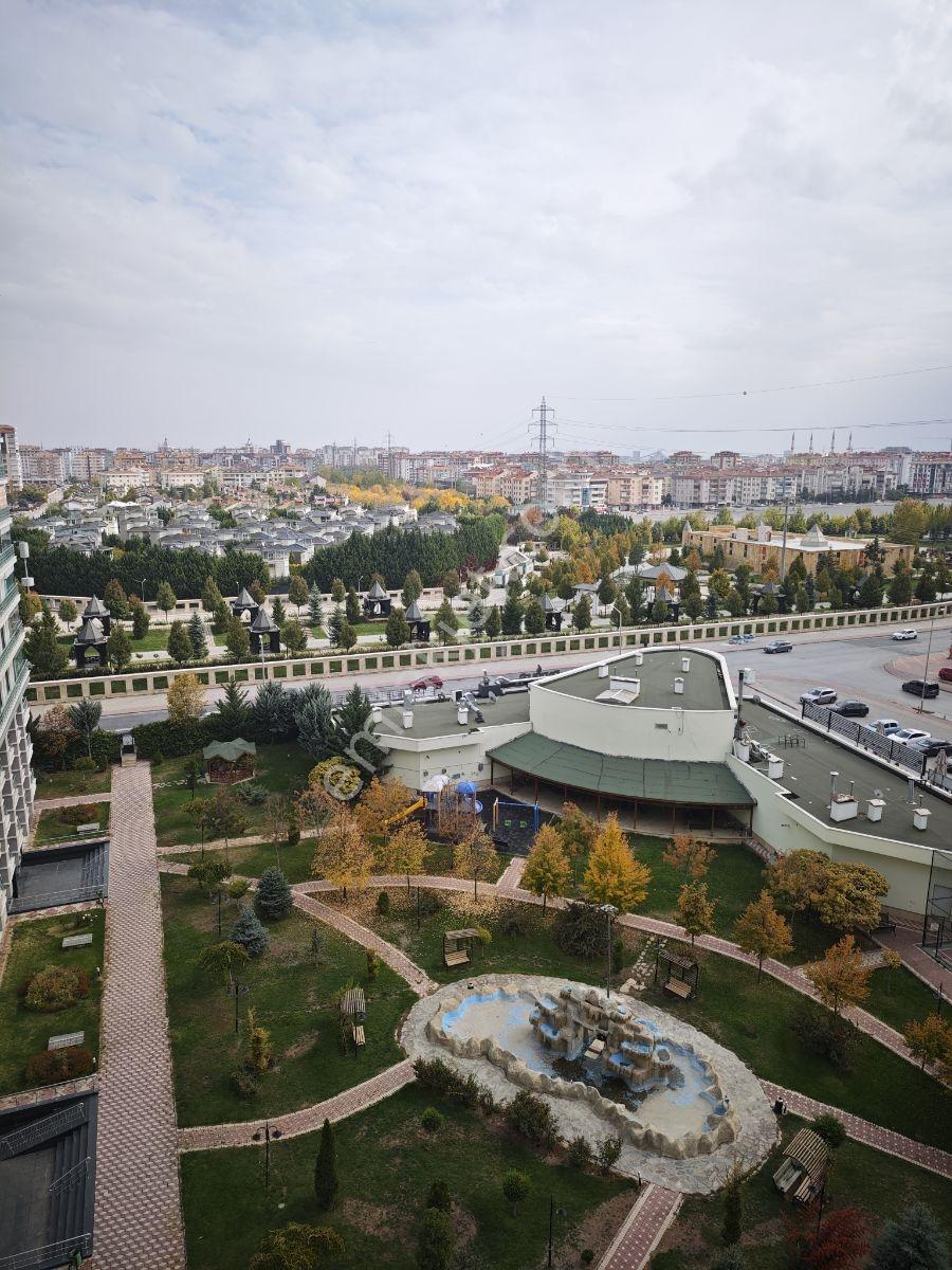 Yazır Mahallesinde Ecdat Parkı Karşısında Kiralık Daire