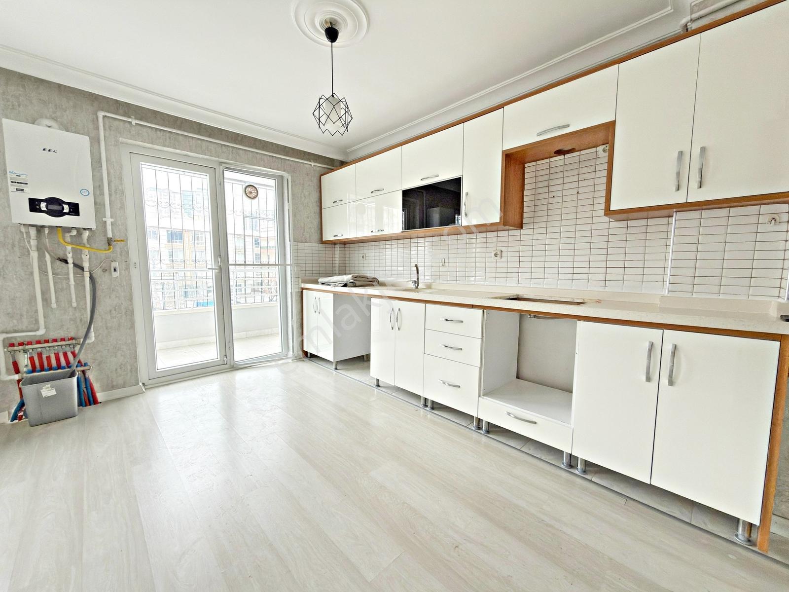 Karakaya Mah. Cadde Arkası Park Manzralı 3+1 Satılk Daire - Görsel 30