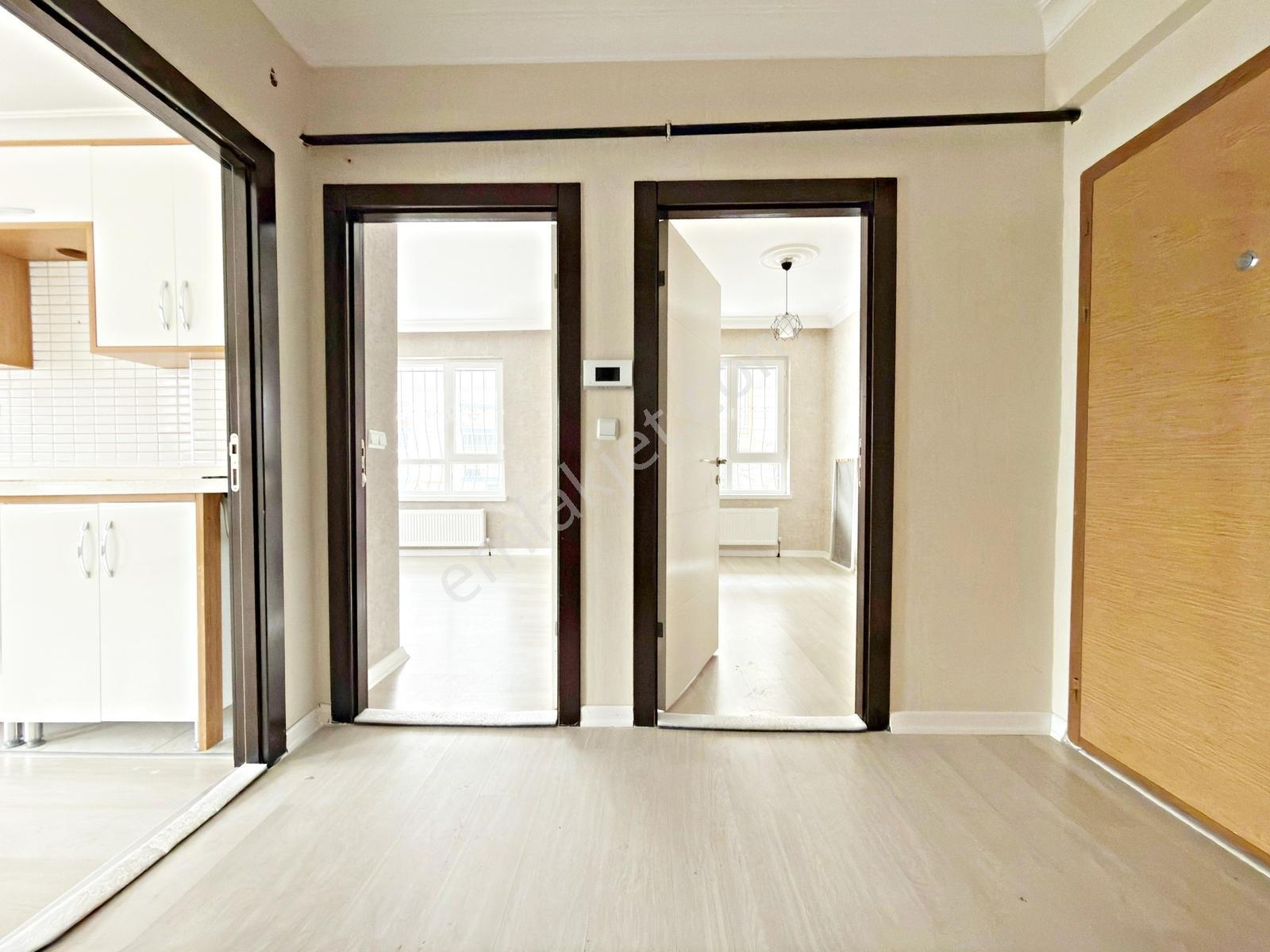 Karakaya Mah. Cadde Arkası Park Manzralı 3+1 Satılk Daire - Görsel 14