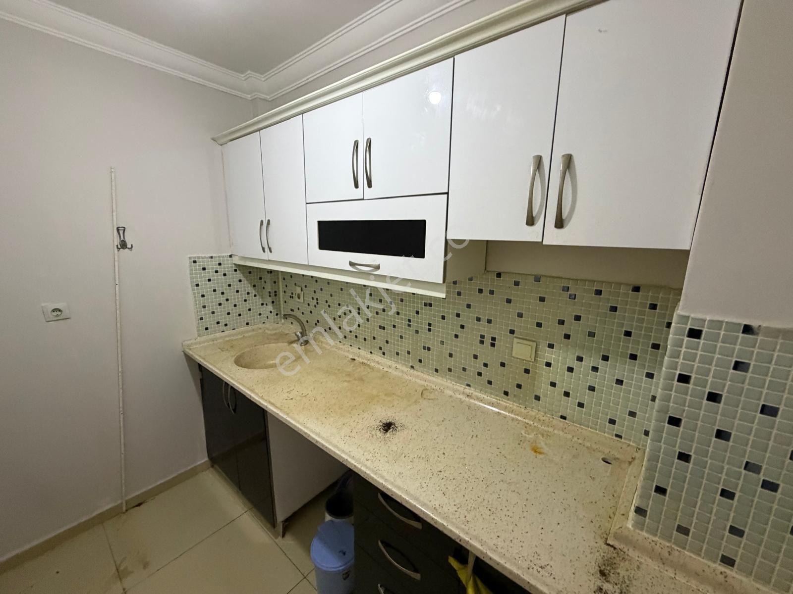 Afyon Lisesi Arkasi Vakıfbank Uzeri Kiralik Ofis - Görsel 4