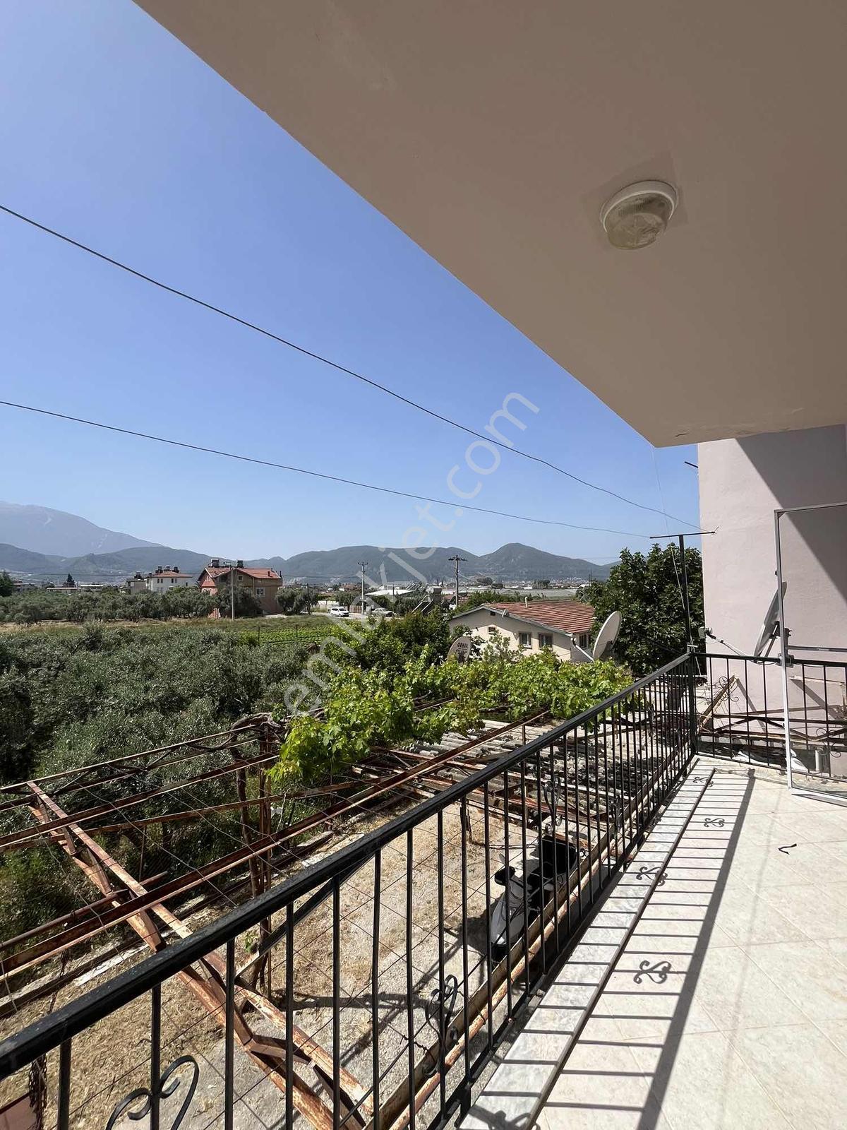Fethiye Cami Mahallesi Kiralık Ayrı Mutfaklı 2+1 Ara Kat Daire - Görsel 2