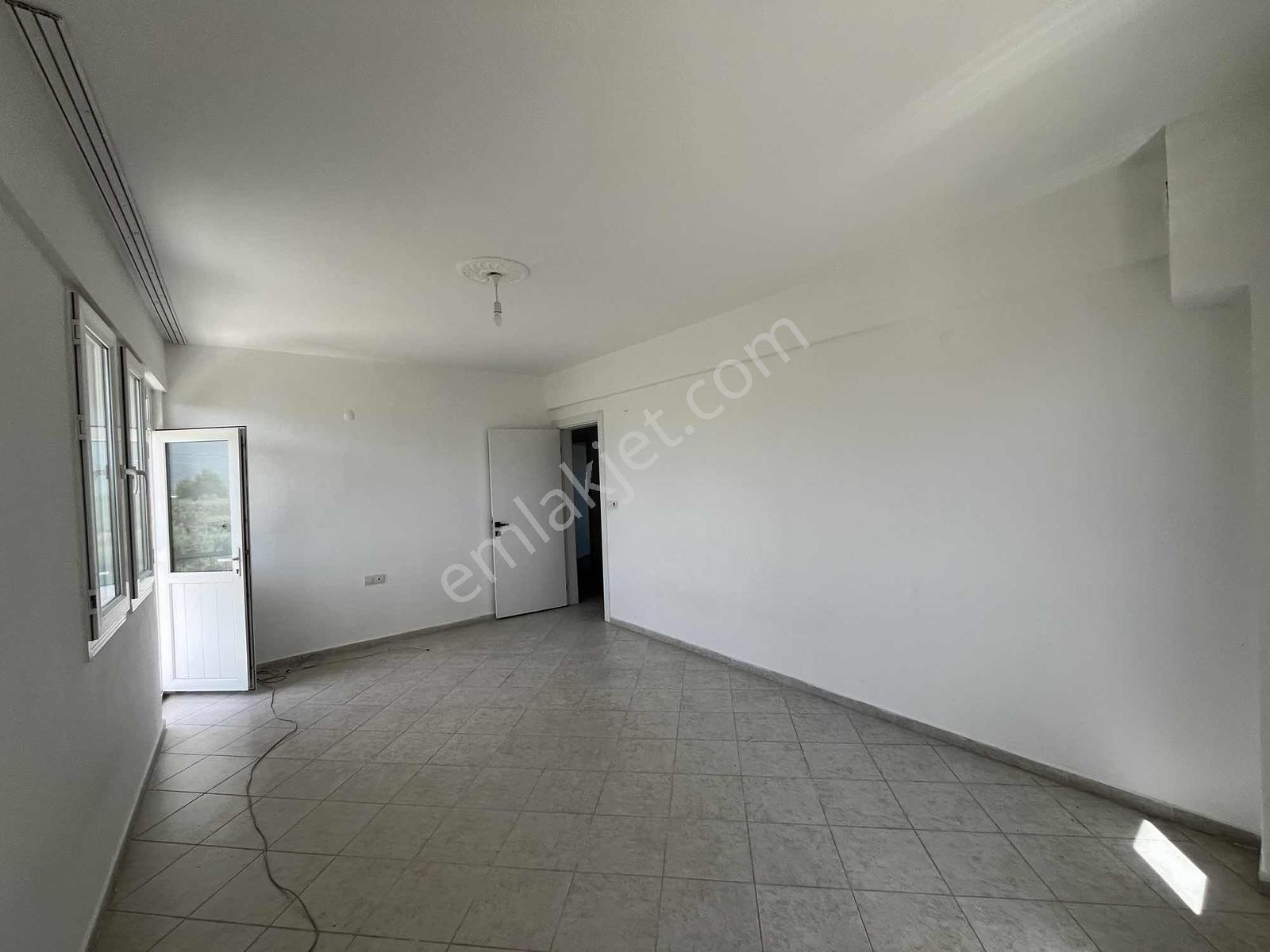 Fethiye Cami Mahallesi Kiralık Ayrı Mutfaklı 2+1 Ara Kat Daire - Görsel 7