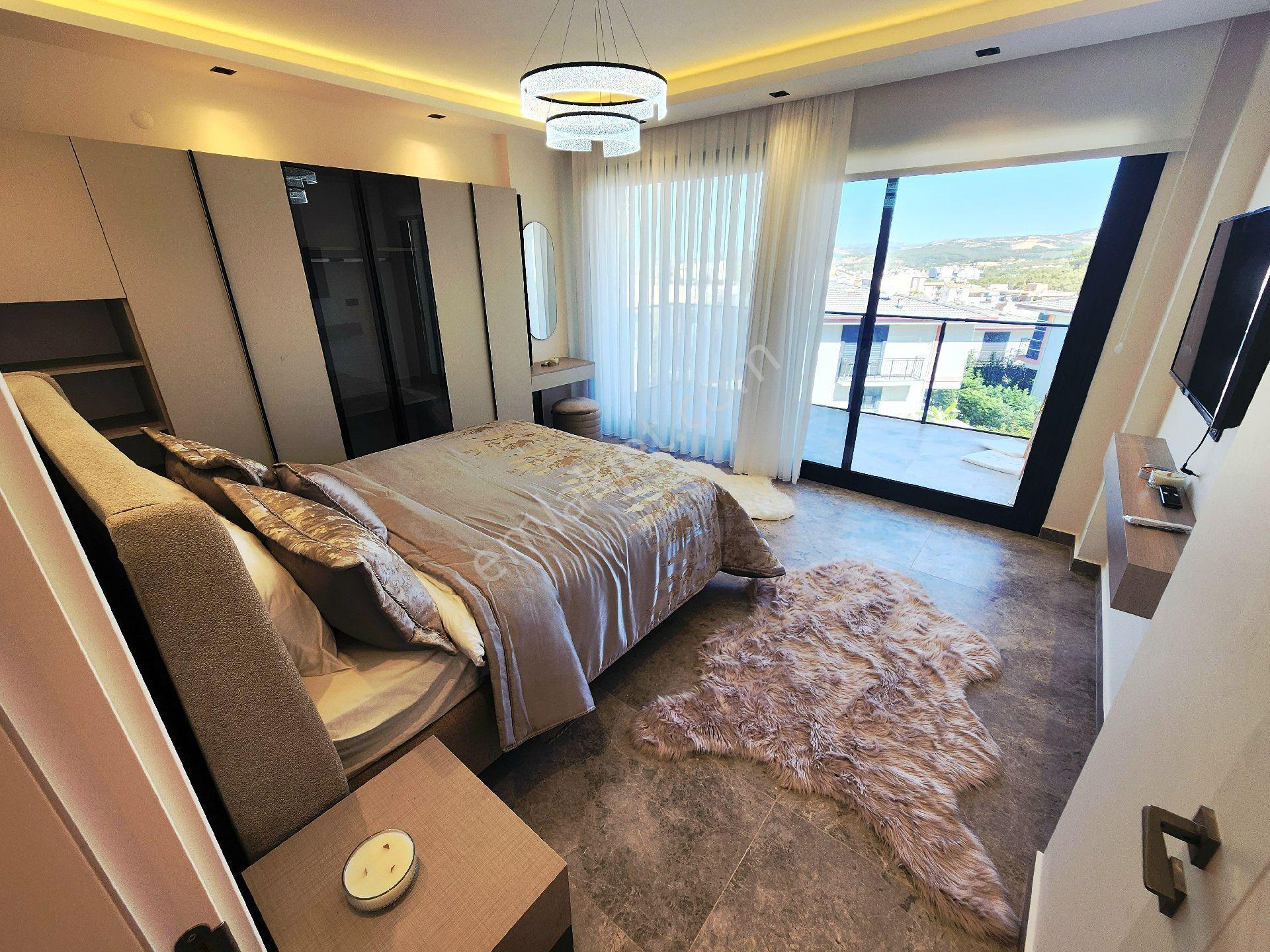 Kuşadası Davutlar Deniz Manzaralı Harika Lüks Villalar - Görsel 23