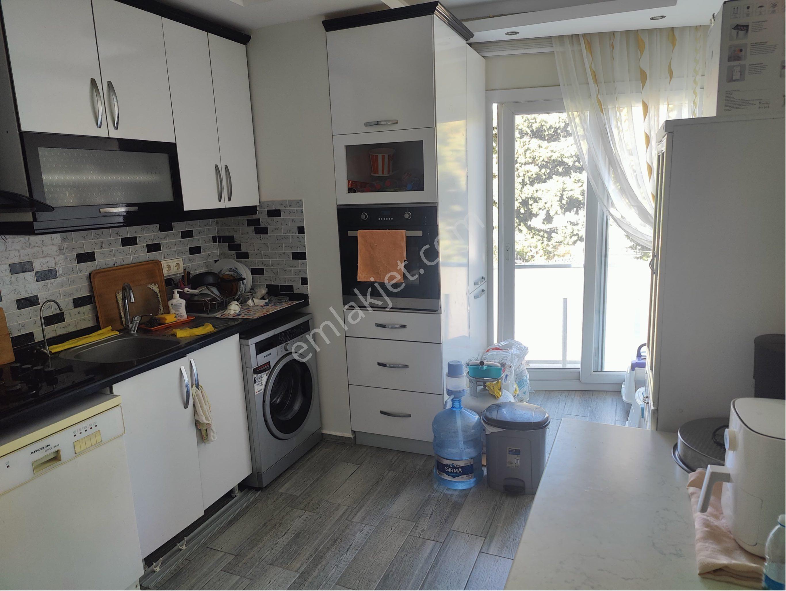 Çeşme Reisdere De Kiralık 2+1 Daire ( Eşyasız)