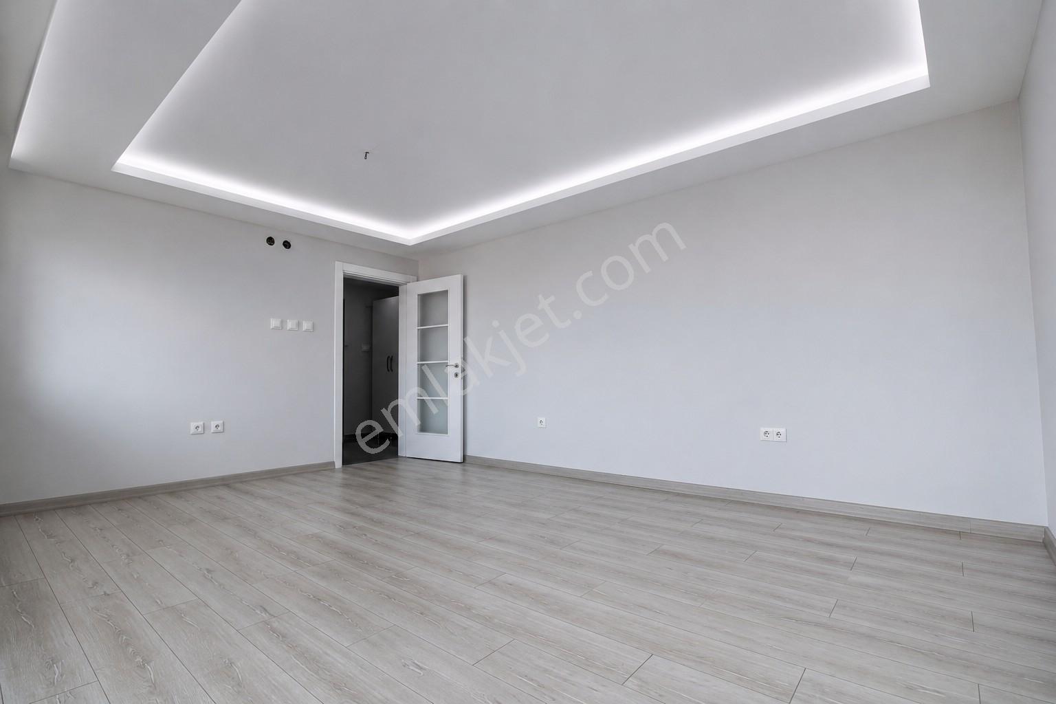 Üsküdar Çengelköy Ata-2 Sitesinde 110 M2 Yenilenmiş Daire - Görsel 8