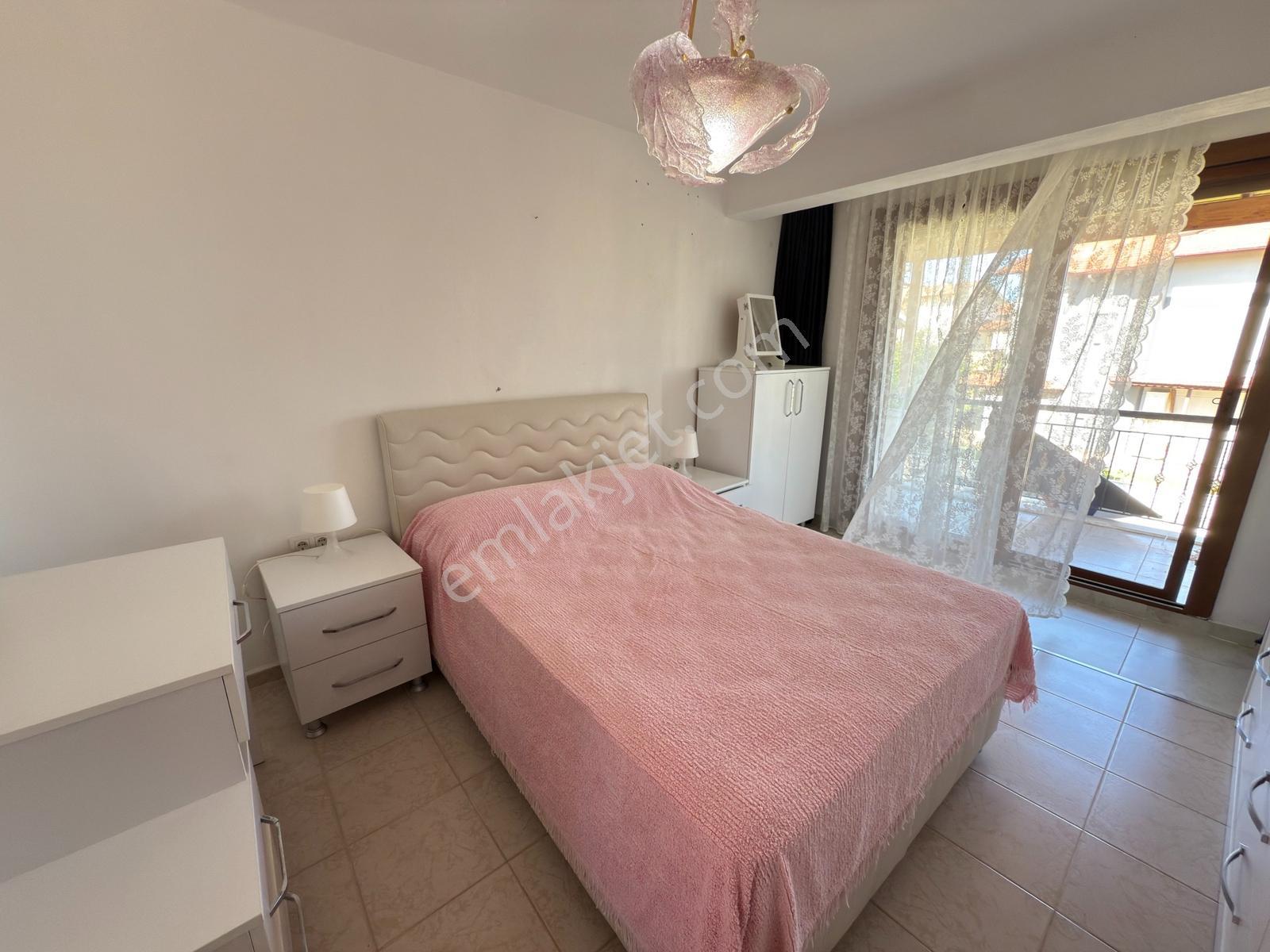 Davutlar Köyüm Sitesi, Denize Çok Yakın 5+1 Tek Müstakil Villa - Görsel 33