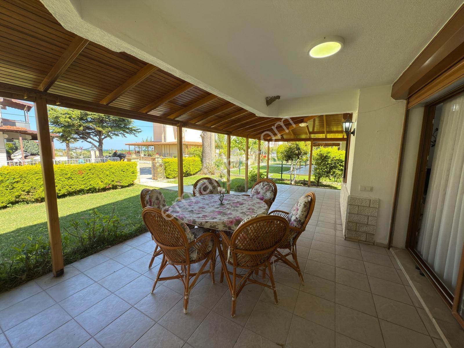 Davutlar Köyüm Sitesi, Denize Çok Yakın 5+1 Tek Müstakil Villa - Görsel 21