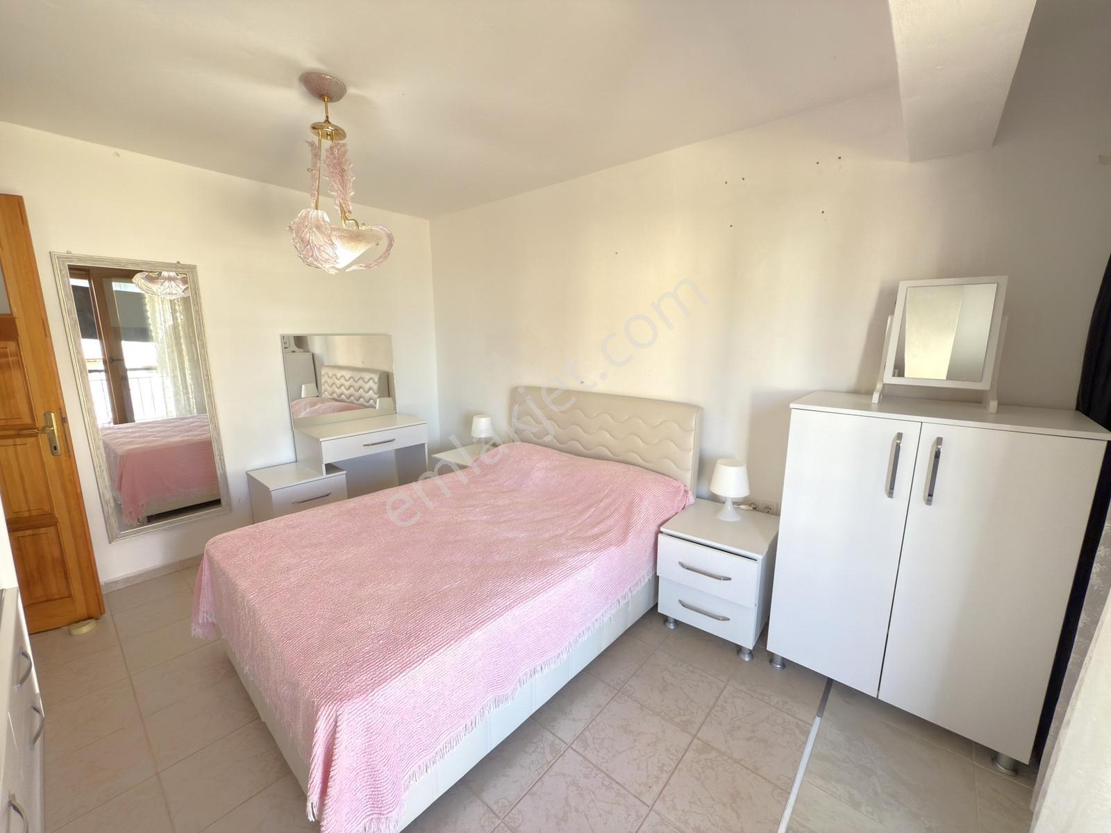 Davutlar Köyüm Sitesi, Denize Çok Yakın 5+1 Tek Müstakil Villa - Görsel 10