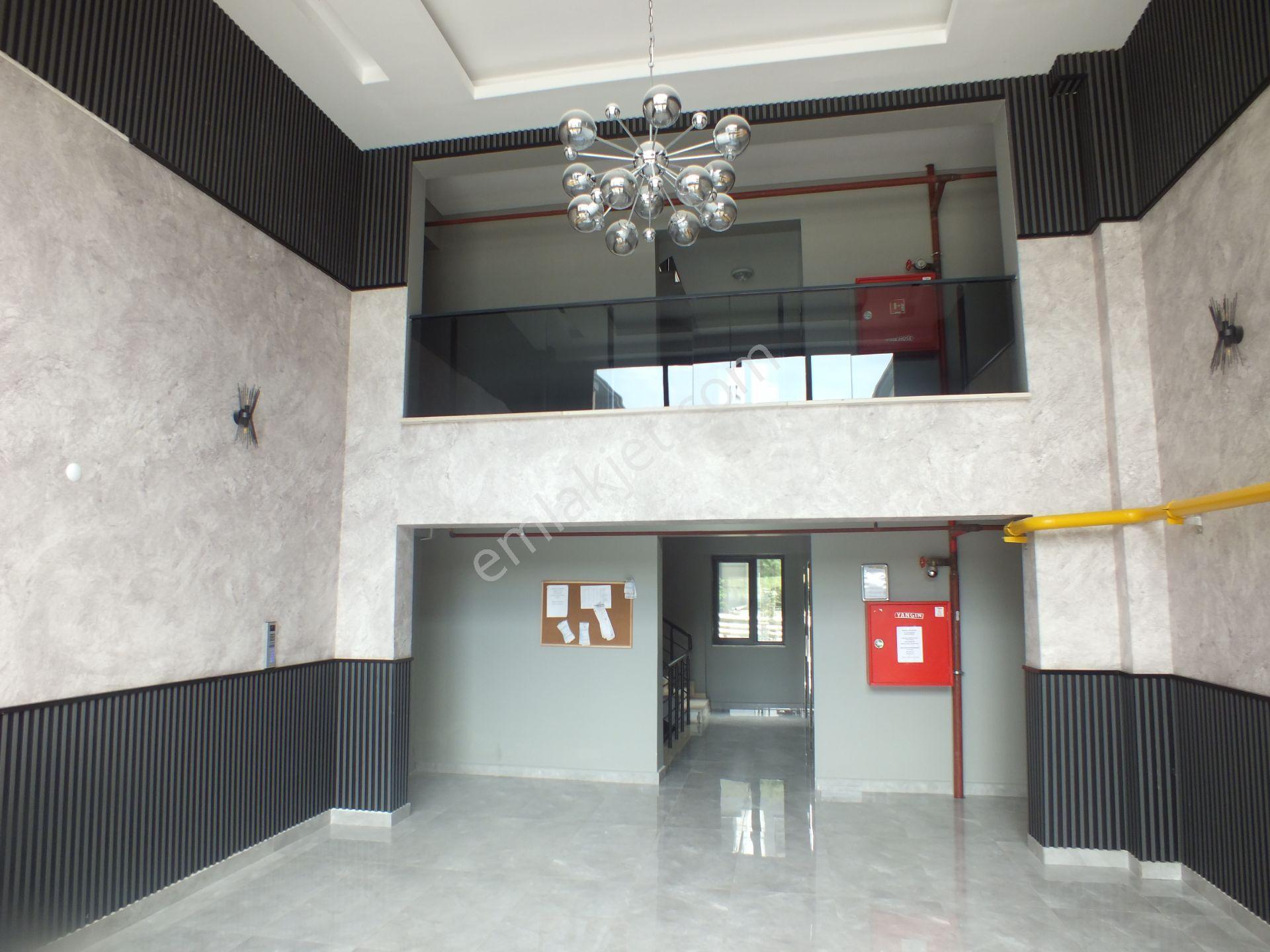 Çorlu Çorlu Kervancı Koru Sitesi’nde Havuz Cepheli, Açık Ve Kapalı Otoparklı ,lüks Ve Modern Yaşam! - Görsel 3