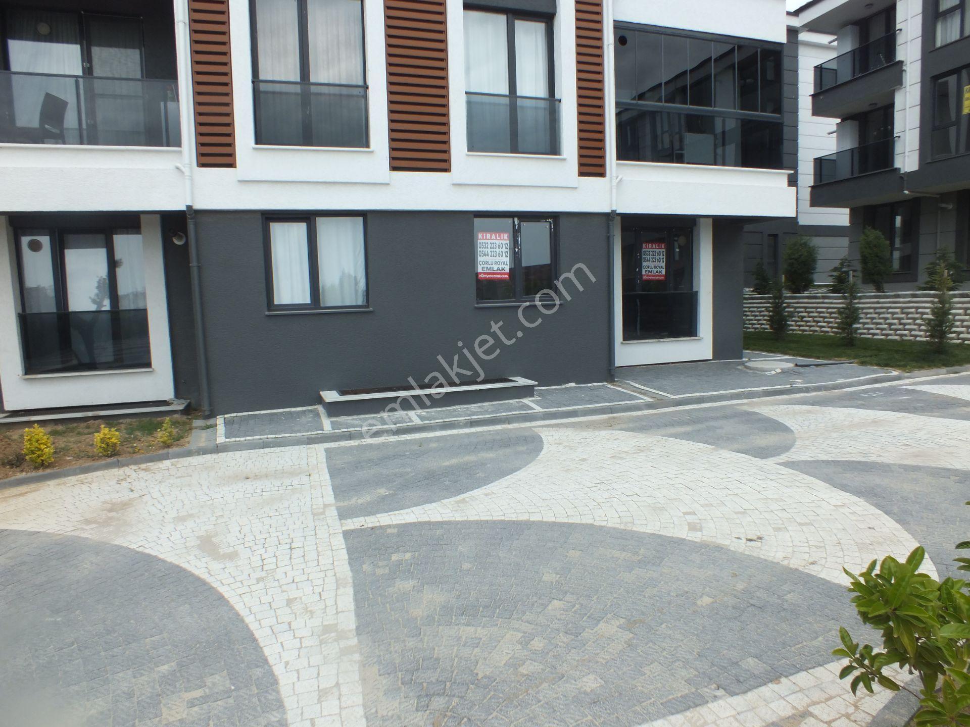 Çorlu Çorlu Kervancı Koru Sitesi’nde Havuz Cepheli, Açık Ve Kapalı Otoparklı ,lüks Ve Modern Yaşam! - Görsel 22