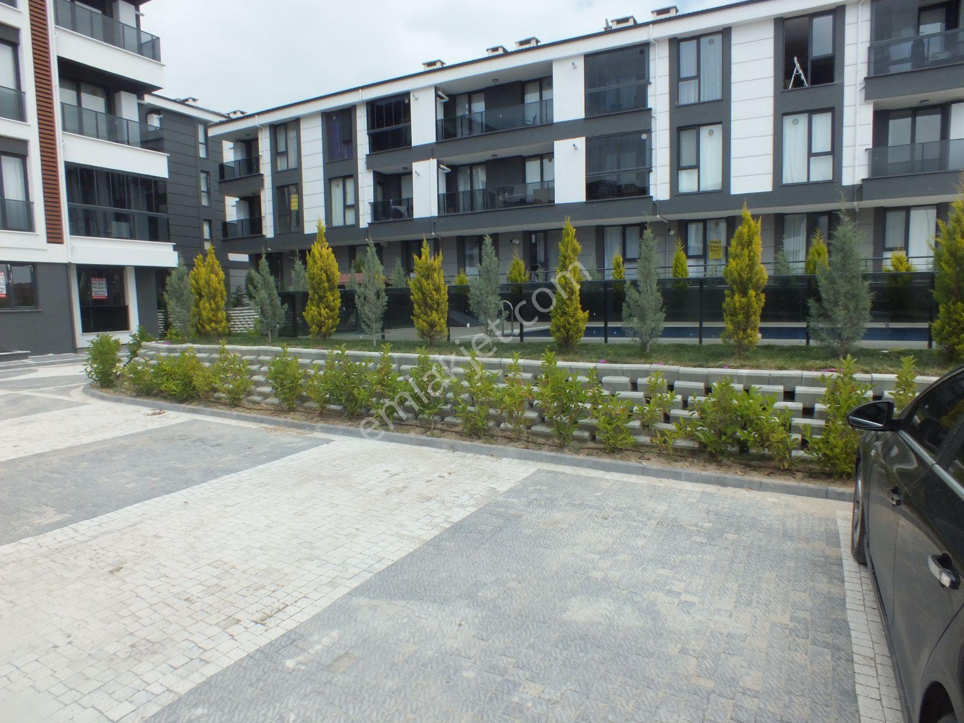 Çorlu Çorlu Kervancı Koru Sitesi’nde Havuz Cepheli, Açık Ve Kapalı Otoparklı ,lüks Ve Modern Yaşam! - Görsel 26