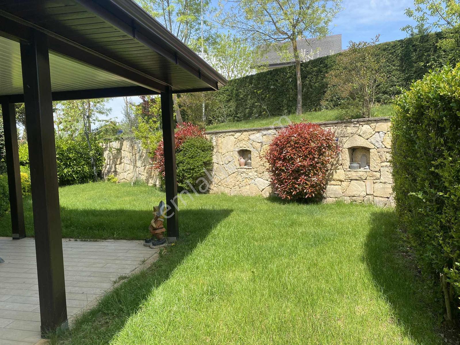 Tarcanlar'dan Atakent Sitesinde Özel Mimarisiyle Satılık Villa - Görsel 33