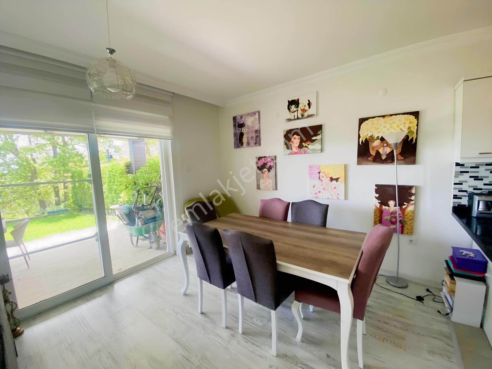 Tarcanlar'dan Atakent Sitesinde Özel Mimarisiyle Satılık Villa - Görsel 23