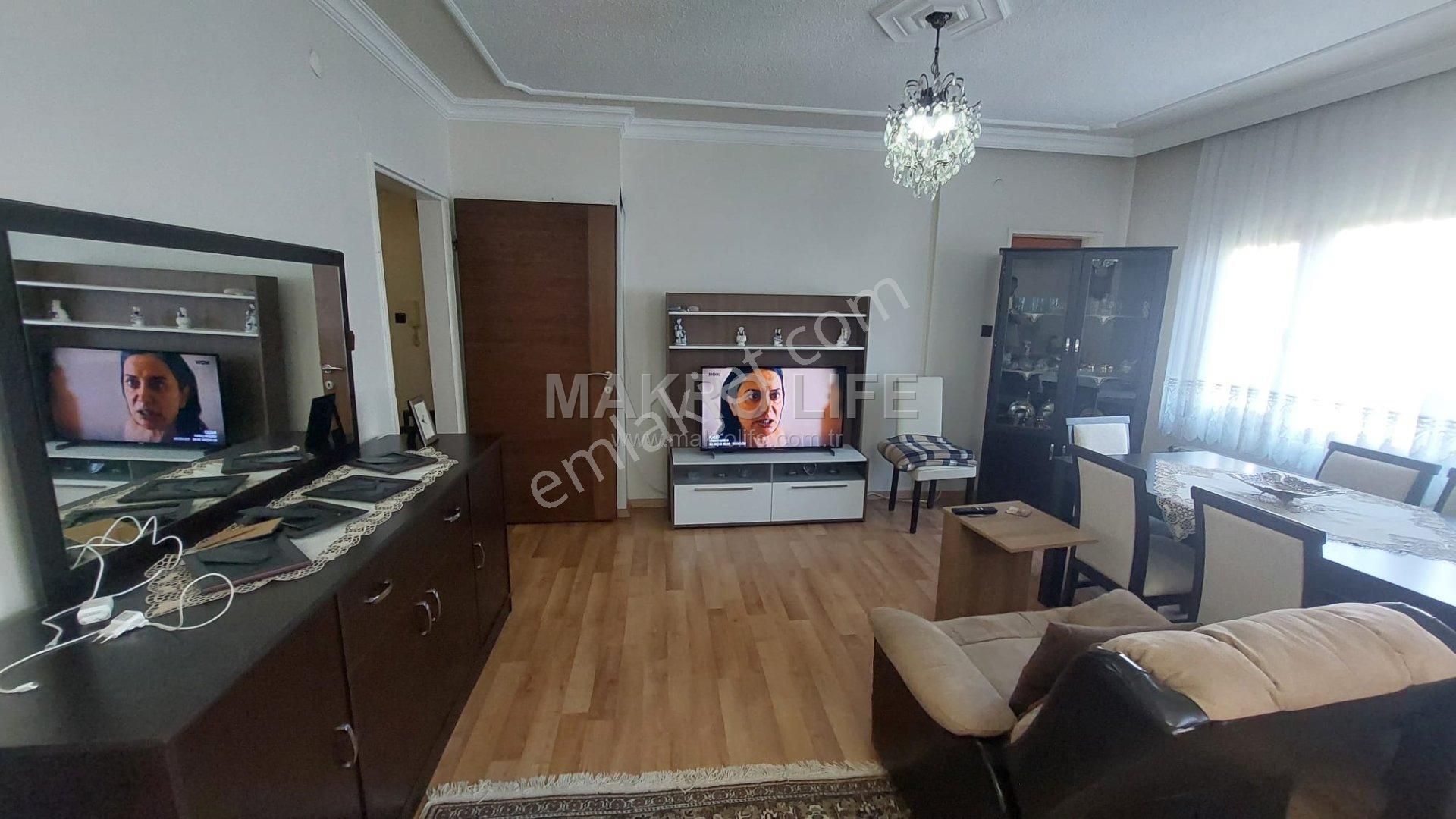 Seyrantepe Toplu Konut'ta Satılık 3+1 Fırsat Arakat Daire - Görsel 2