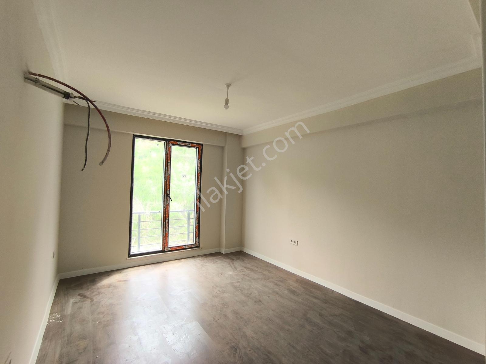 Turyaptan Sapanca Ünlüce Havuzlu Sitede Ayrı Mutfaklı 3+1 Daire - Görsel 15