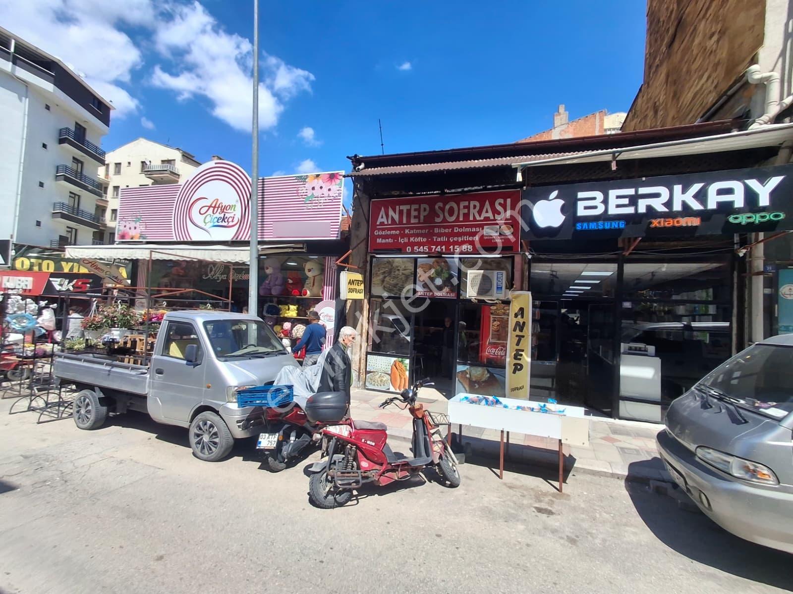 Ambar Yolu Yakın Devren Kiralık Gözlemeci 50m² İşlek Cadde Üzeri - Görsel 19