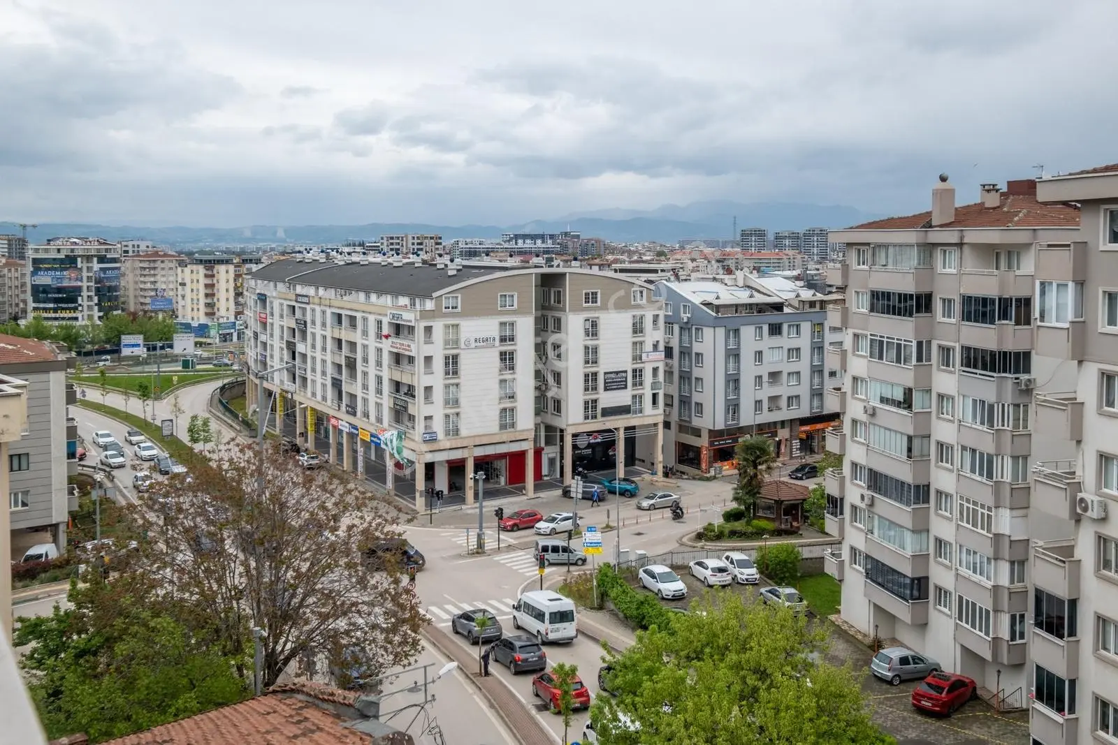 Remax Advantage'den Beşevler Merkezi Konumda 5+1 Satılık Dubleks