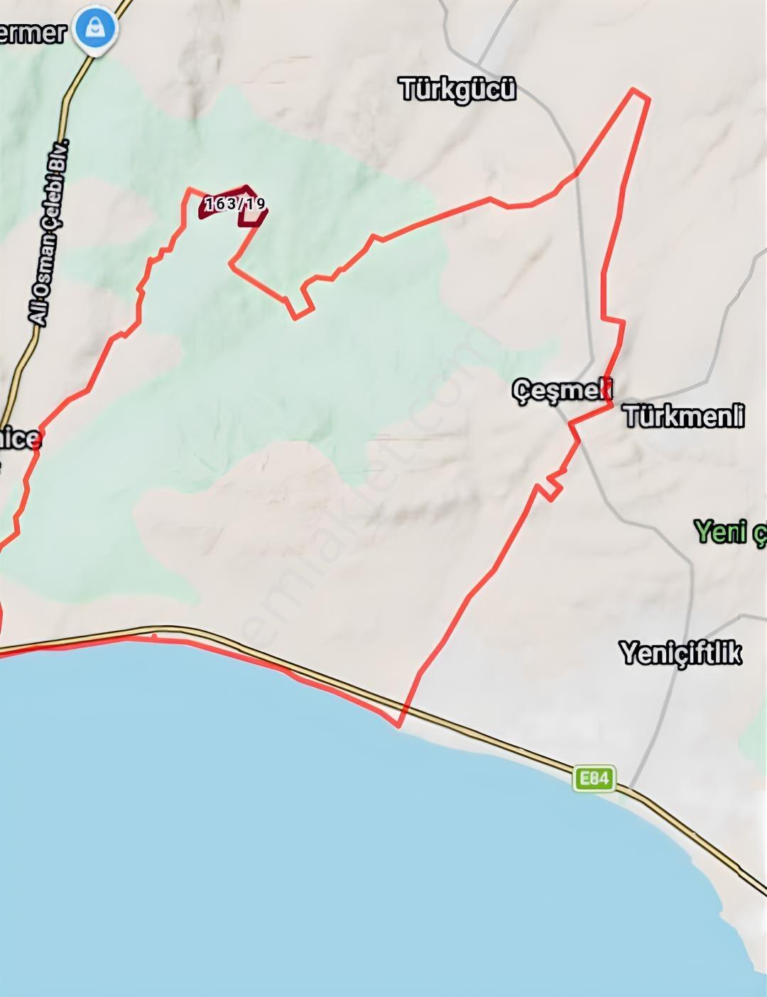 Remax'tan Satılık Merkeze Yakın 8.400 M2 Arazi