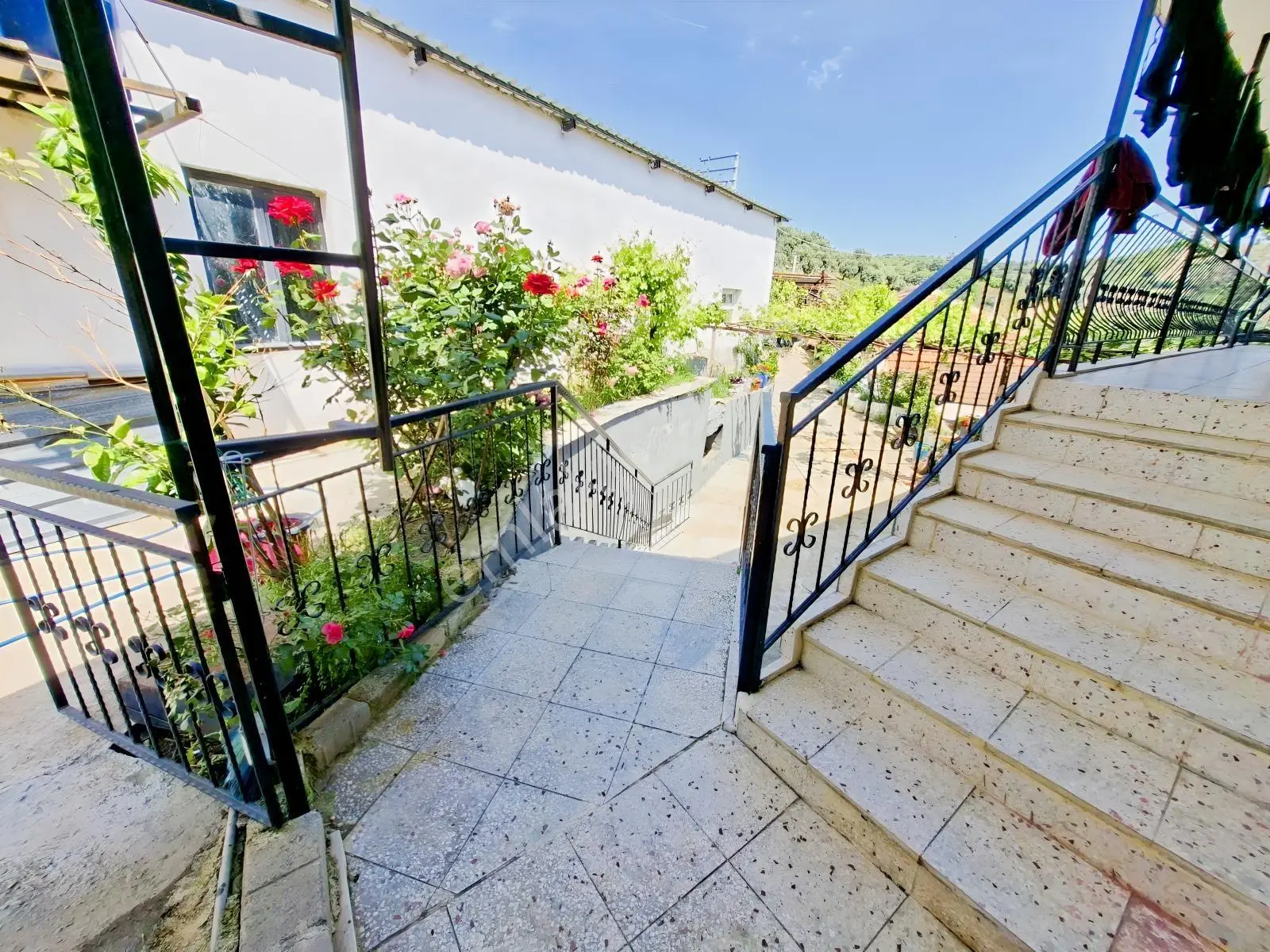 28 Dönüm Köy Evi, 4 Hayvan Damı, Havuz, 2 Katlı Ev, 1 Köyevi - Görsel 33
