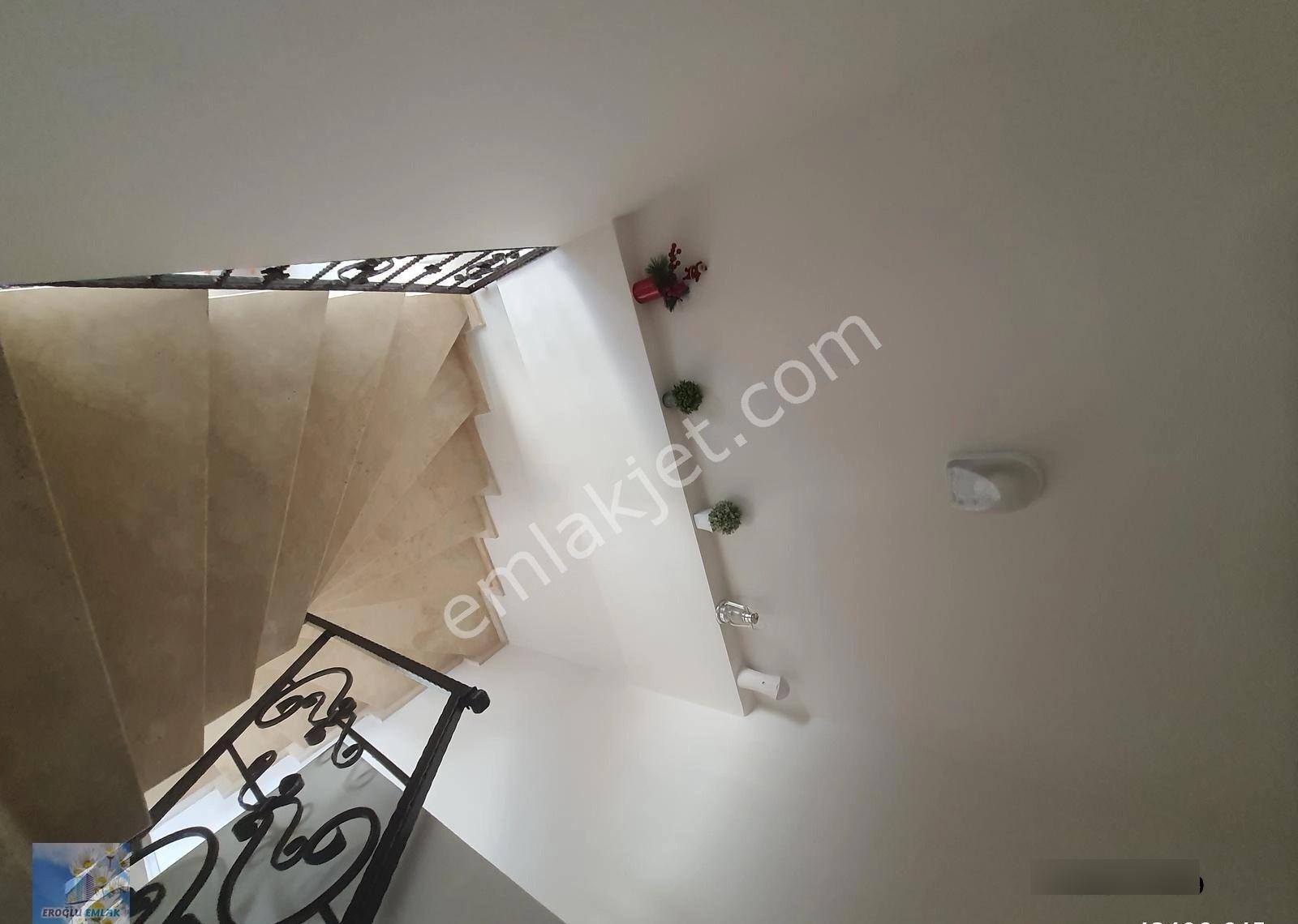 Deniz Ve Körfez Manzaralı Bahçeli Mustakil Yazlık Villa - Görsel 4