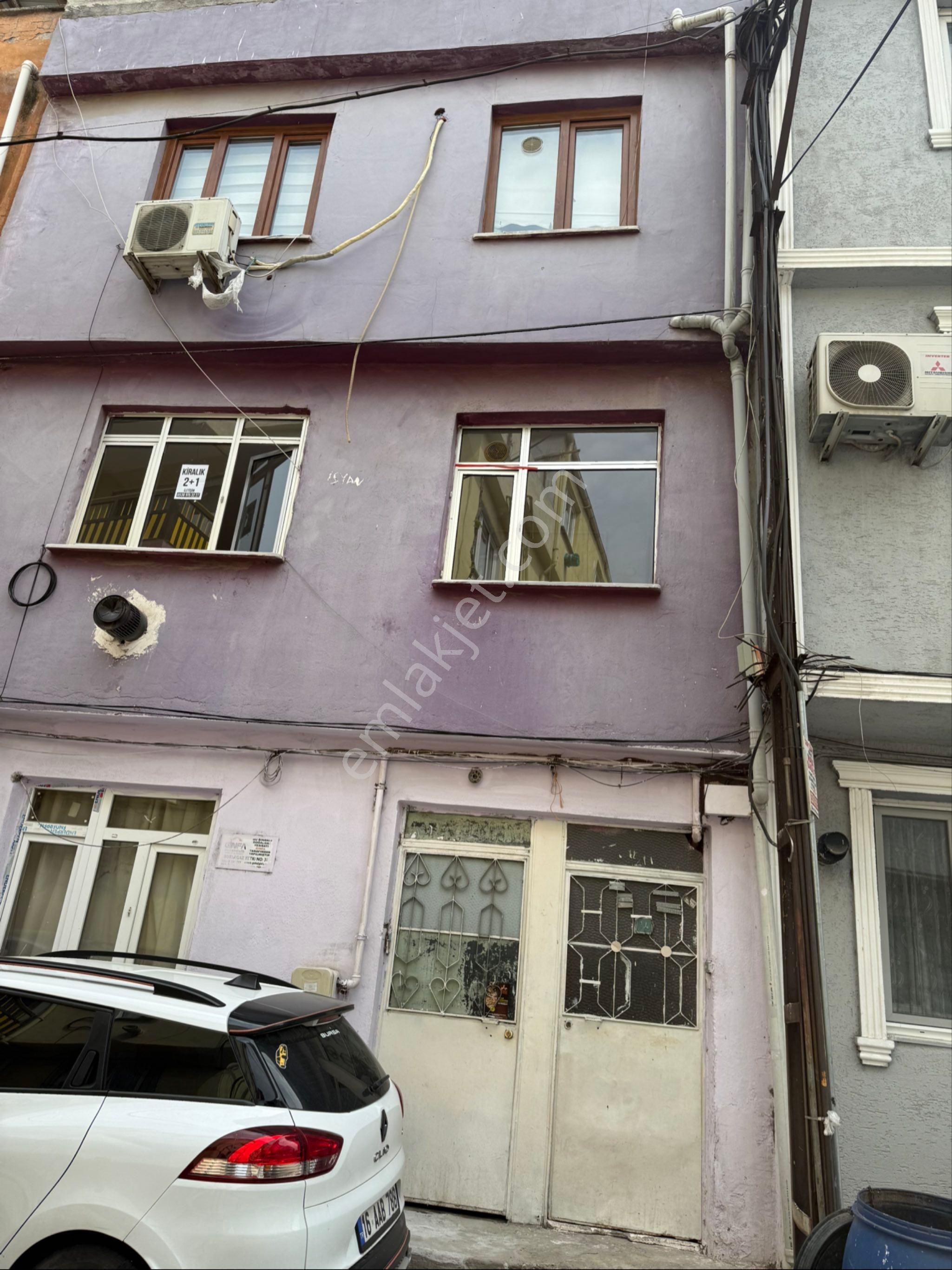 Çiftehavuzlar Mah 2+1 Kiralık Ev