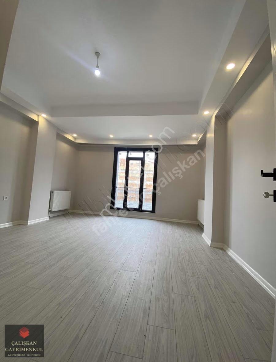 Arnavutköy Taşolukta Sıfır 2+1 Ara Kat Geniş Ve Ferah Daire - Görsel 19