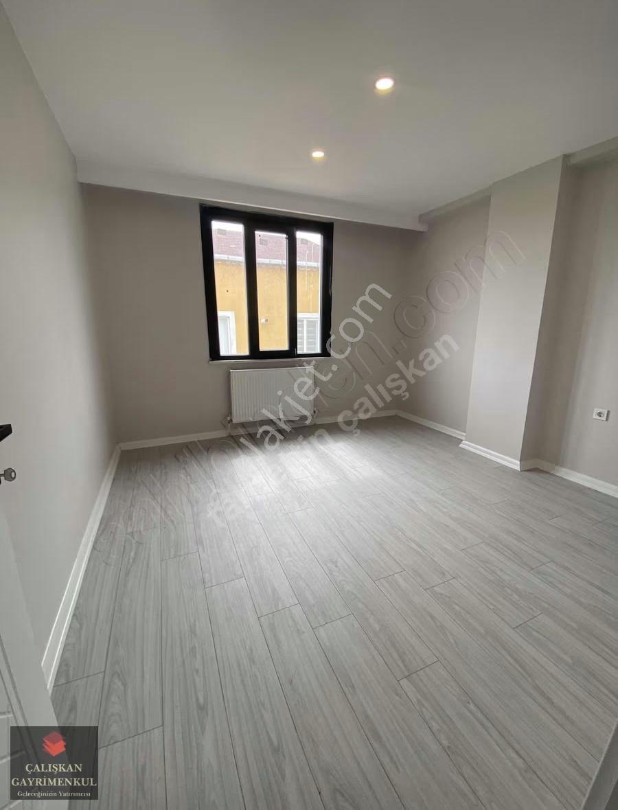 Arnavutköy Taşolukta Sıfır 2+1 Ara Kat Geniş Ve Ferah Daire - Görsel 13