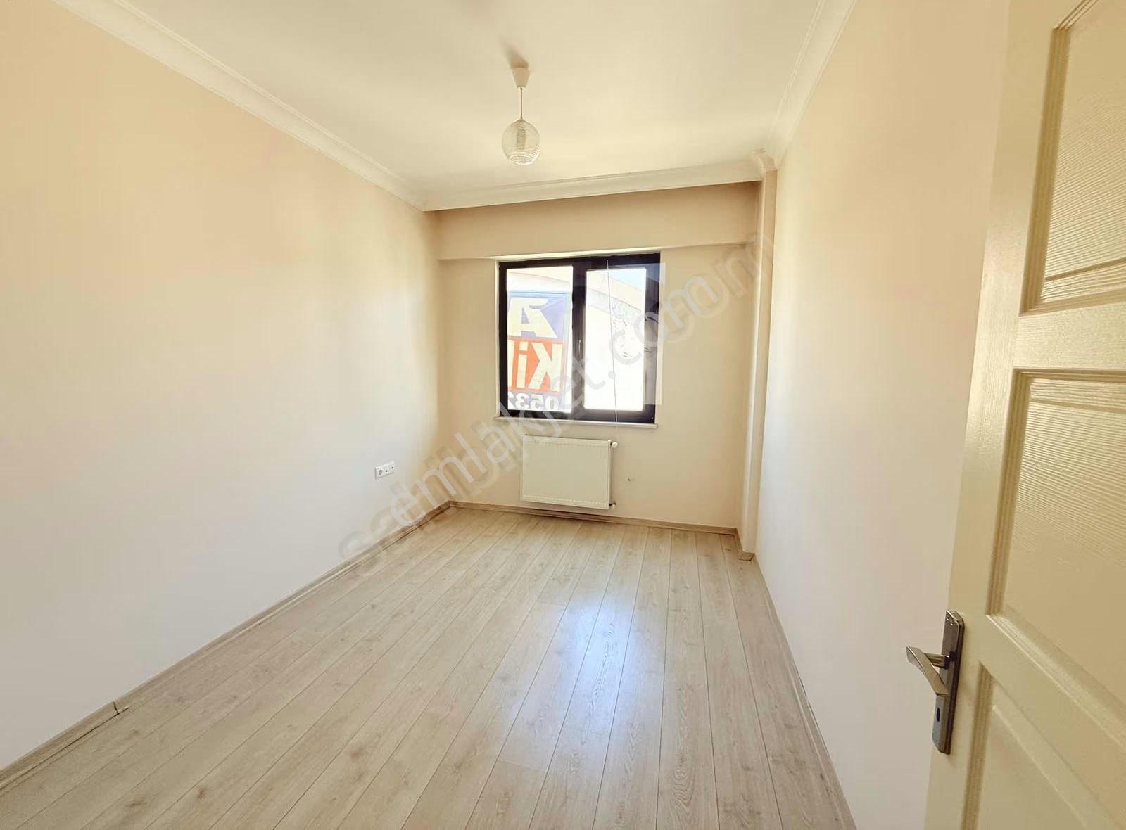 Özlüce Bulvarında Kiralık Geniş 3+1 Daire - Görsel 12