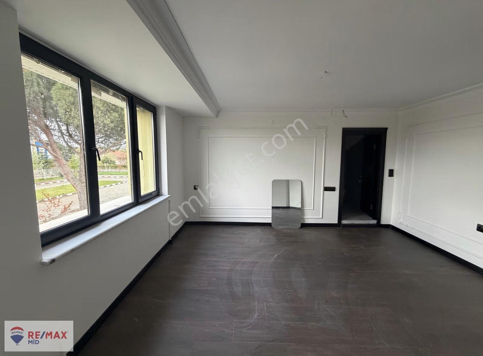 Remax Mid Çağdaşkent' Te 6+1 Yenilenmiş Satılık Villa - Görsel 10