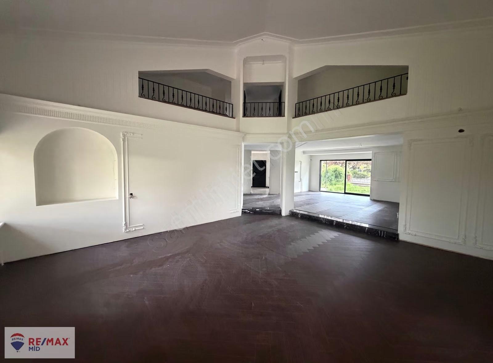 Remax Mid Çağdaşkent' Te 6+1 Yenilenmiş Satılık Villa - Görsel 19