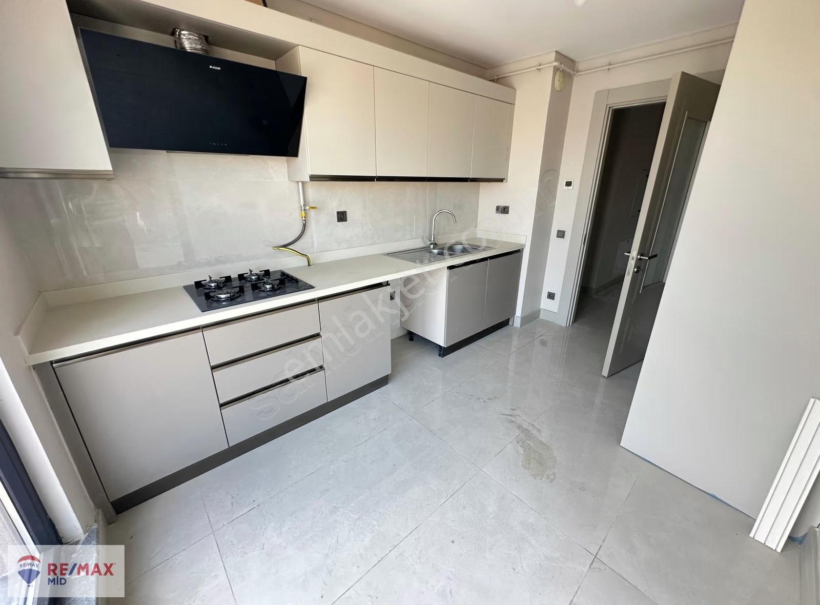 Remax Mid Emlak Konut Ebeveyn Banyolu Kiralık Arakat 2+1 Daire - Görsel 10
