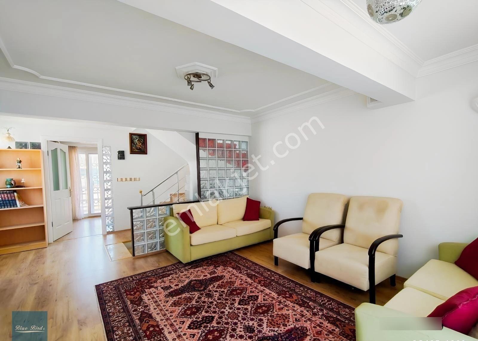 Kadınlar Denizi'nde Merkezi Lokasyonda Eşyalı Kiralık Villa - Görsel 8