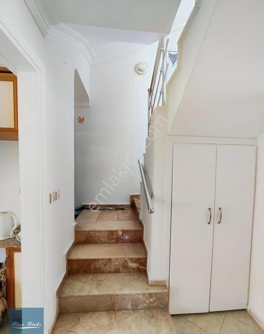 Kadınlar Denizi'nde Merkezi Lokasyonda Eşyalı Kiralık Villa - Görsel 4