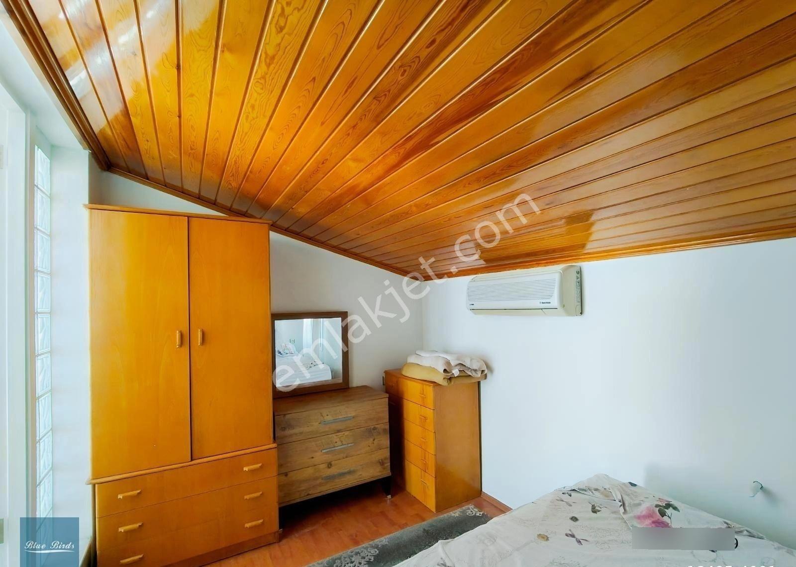 Kadınlar Denizi'nde Merkezi Lokasyonda Eşyalı Kiralık Villa - Görsel 15