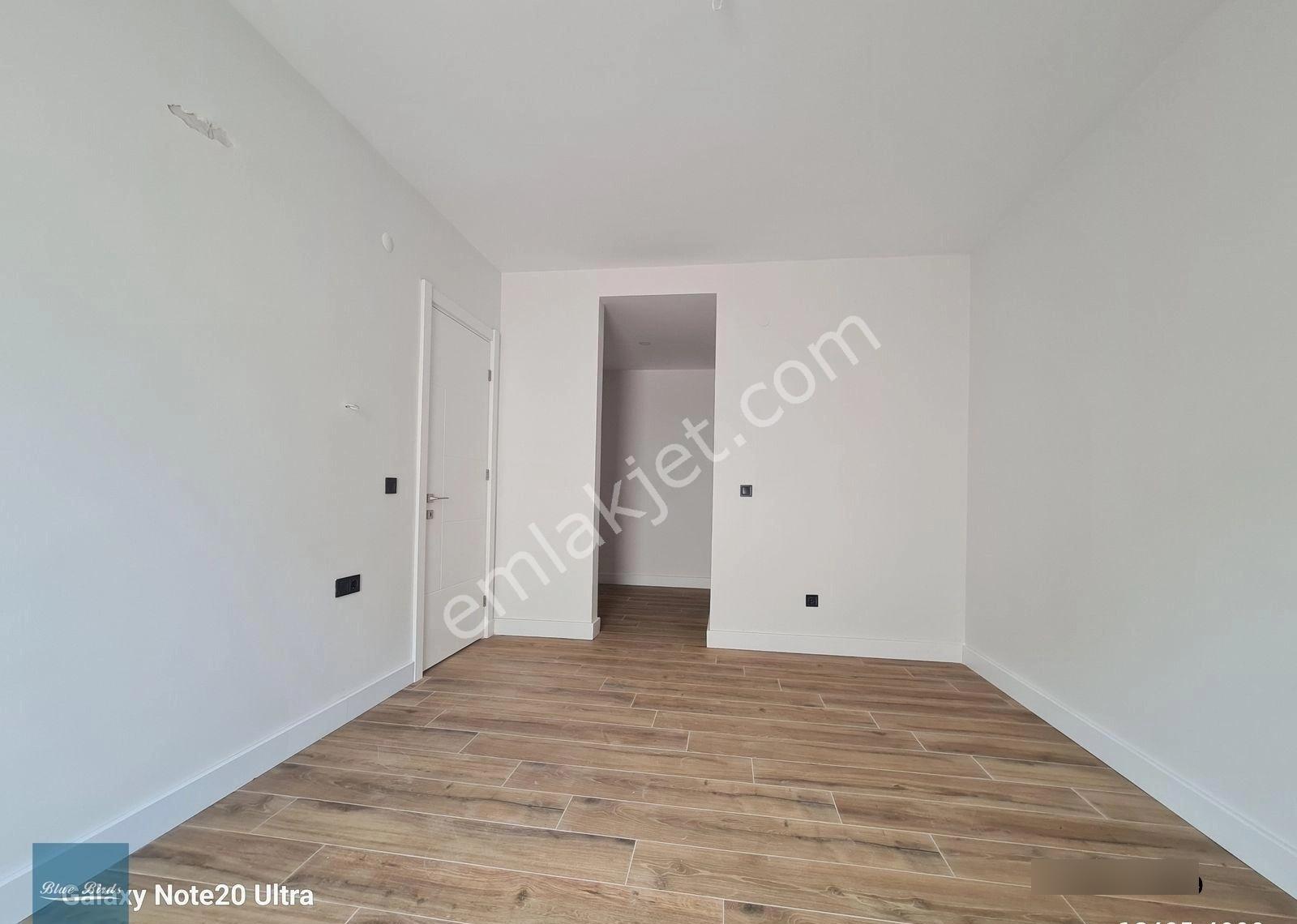 Değirmendere'de Kiralık 3+1 Full Manzaralı Rezidans Daire - Görsel 11