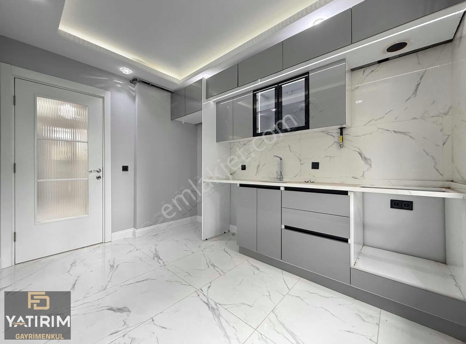 Aşıroğlu Cad. Yakını Lüks Bahçe Kullanımlı 110 M2 2+1 Daıre - Görsel 17