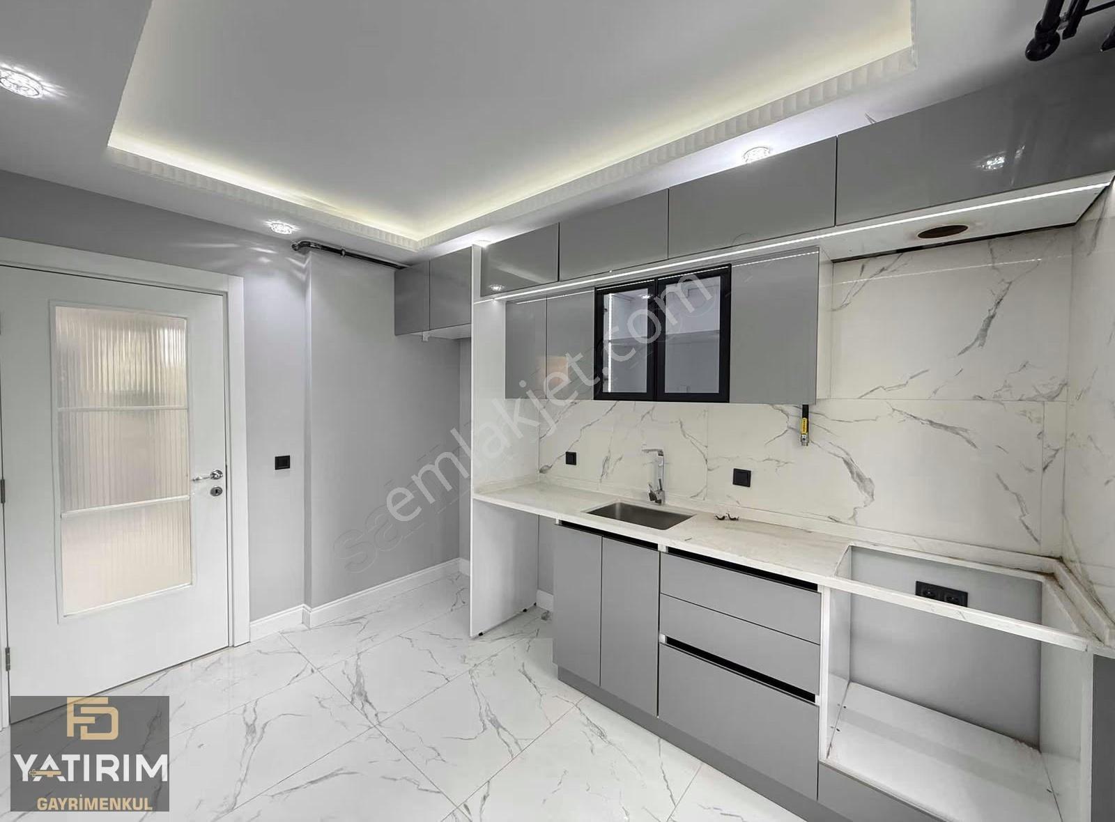 Aşıroğlu Cad. Yakını Lüks Bahçe Kullanımlı 110 M2 2+1 Daıre - Görsel 18
