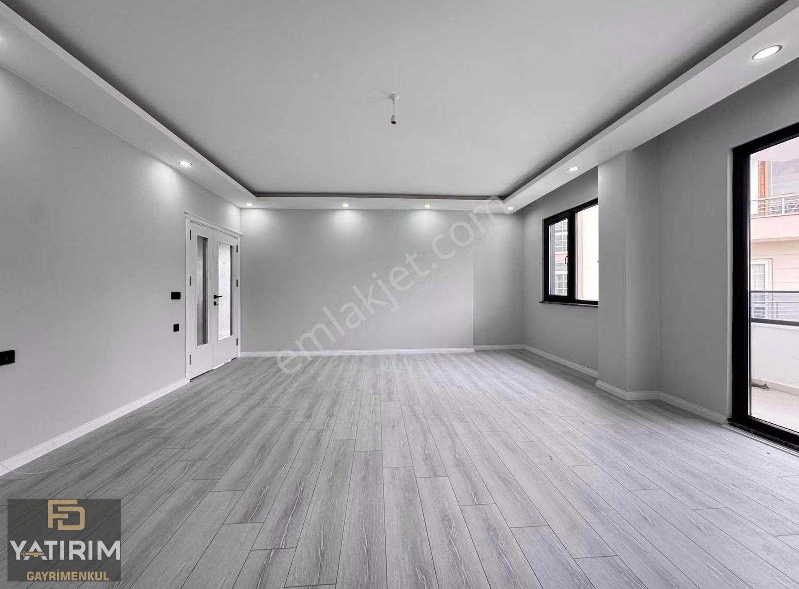 Millet Bahçesi Belediye Yakını 4+1 250 M2 Asansörlü Dubleks