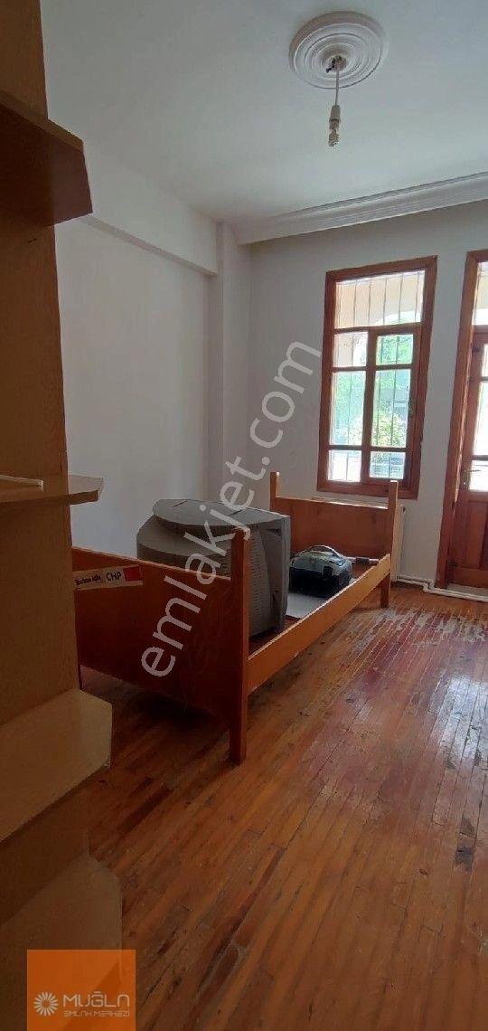 Muğla Merkez Kiralık 2+1 Daire - Görsel 8