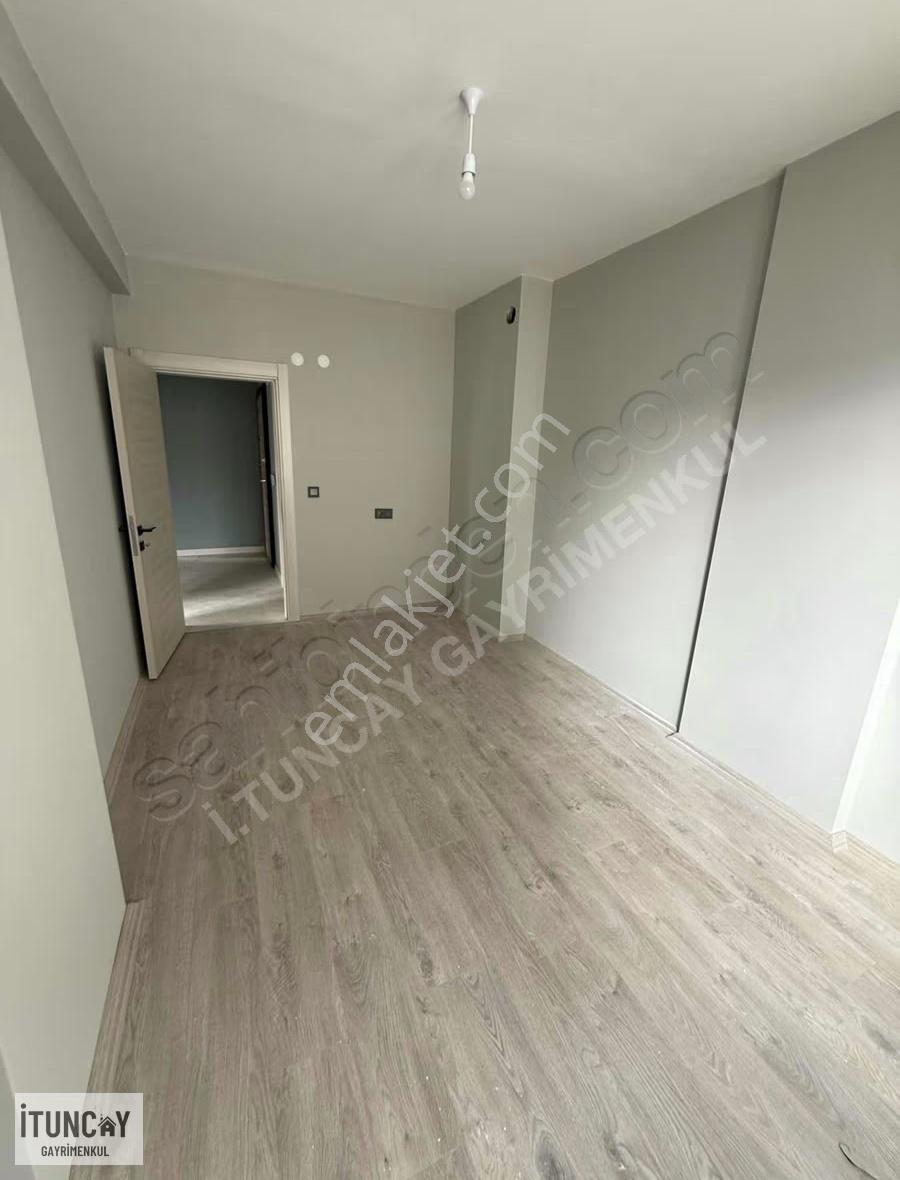 İtuncay Dan Çarşı Merkezde Satılık 2+1 Daire - Görsel 12