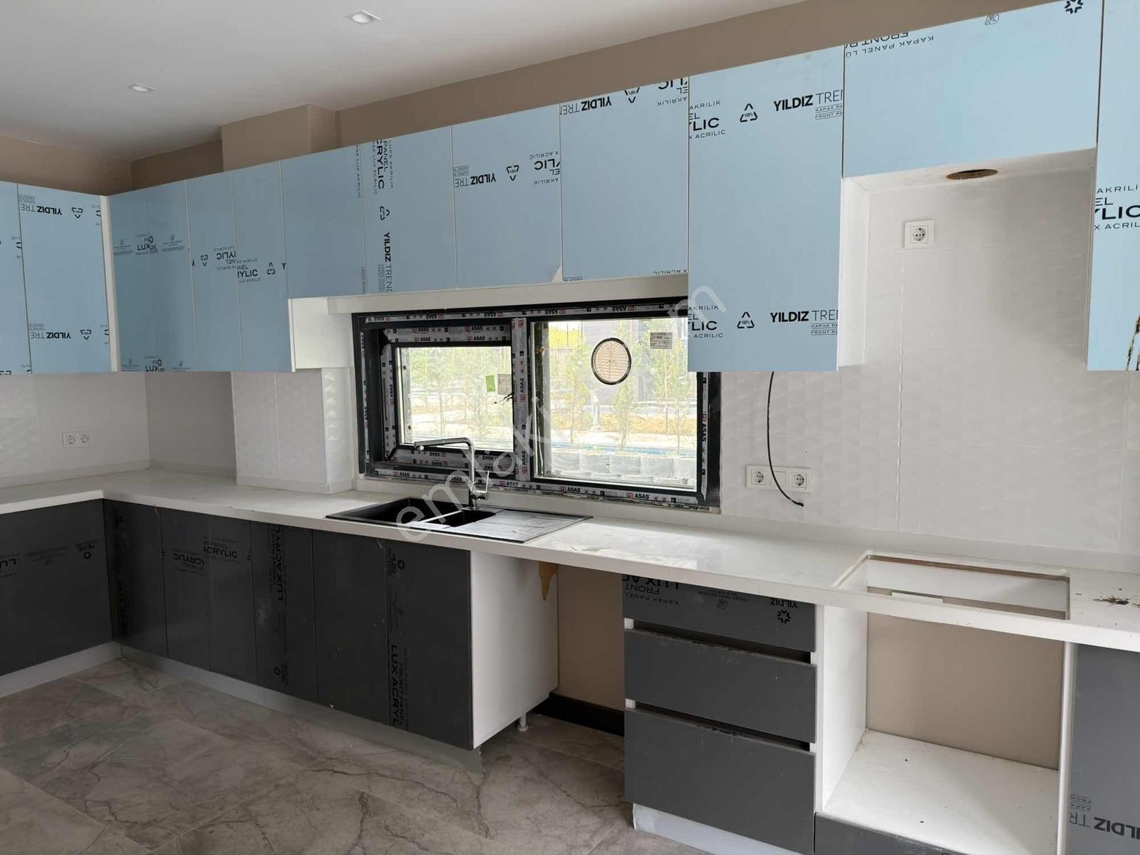 Silivri Kavaklı'da Özel Havuzlu 4+1 Müstakil Lüks Villa - Görsel 27